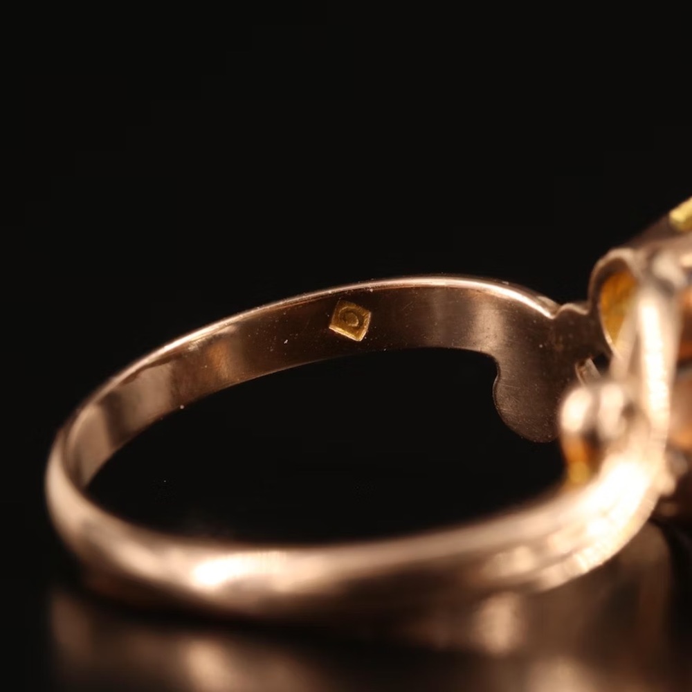 RARE Antique Victorian Era 1900s Rose Gold, Diamond, Moonstone Moi et Toi Ring - Picture 7 of 7